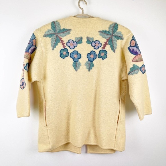 Vintage S.S.G. Catharine Lover Wool Cream Floral Embroidered Cardigan SZ Medium - Picture 2 of 10